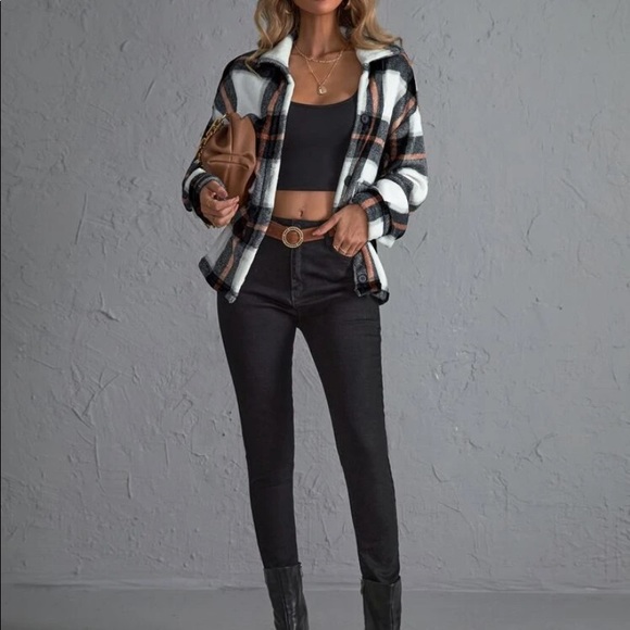 plaid print top or jacket - Picture 4 of 6